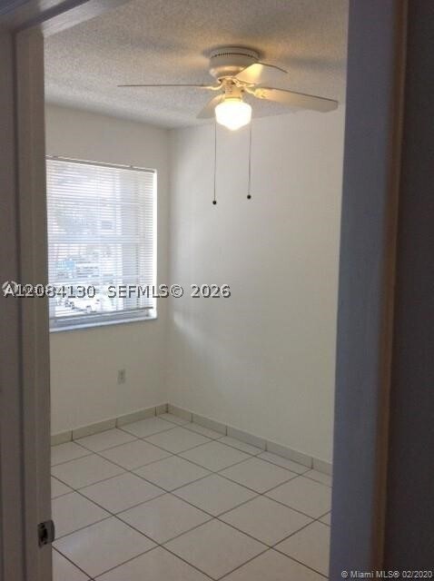 Building Photo - 1351 NE Miami Gardens Dr