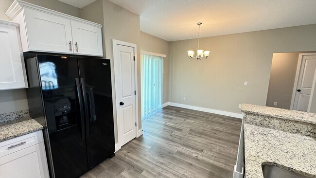 Building Photo - BRAND NEW, STUNNING 3 Bedroom, 2 Bathroom Home in Sebring!!