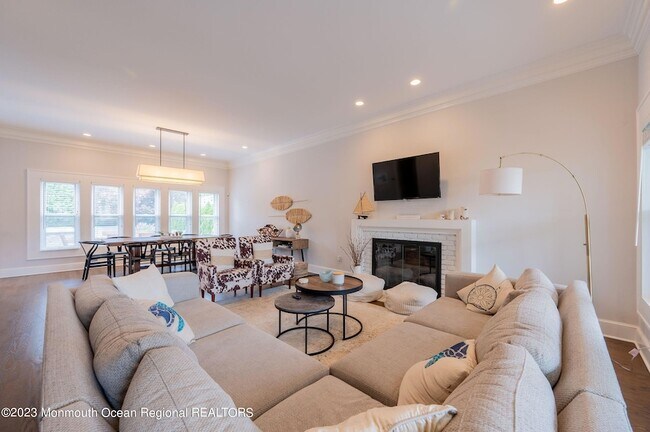 Building Photo - 623 Brooklyn Blvd