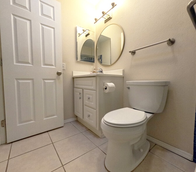 Guest Bathroom - 776 Dewane Dr