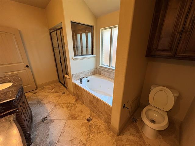 Building Photo - 3005 Waterfall Dr