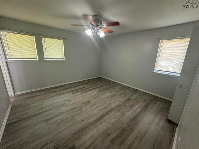Building Photo - 4600 Sierra Madre Dr