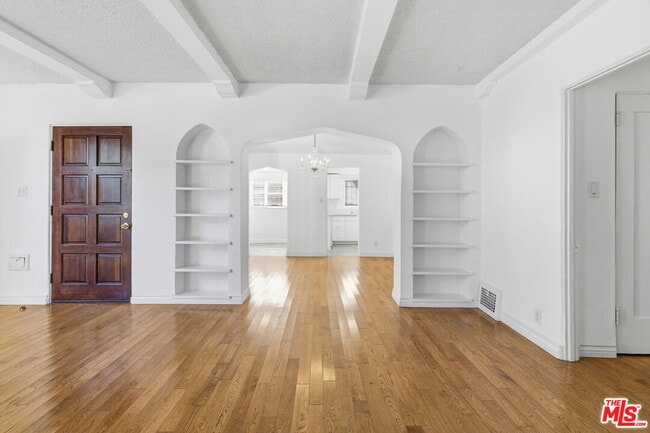 Building Photo - 1141 S Shenandoah St