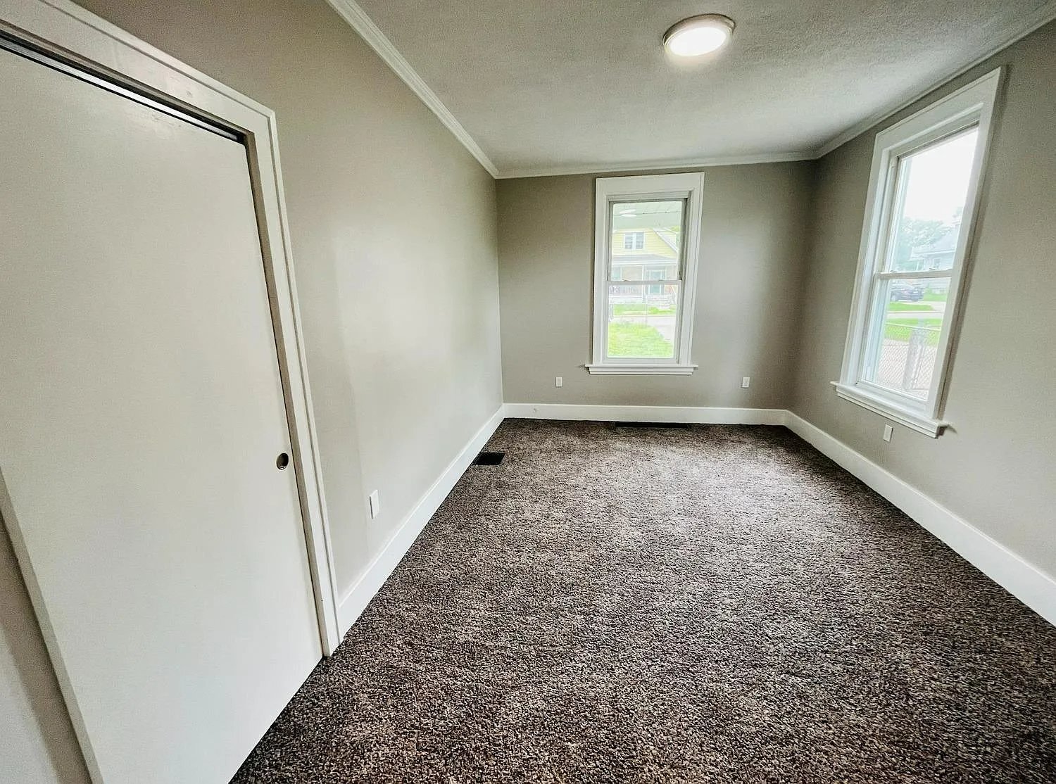 Building Photo - 1910 Bising Ave