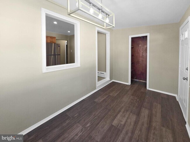 Building Photo - 120 3rd