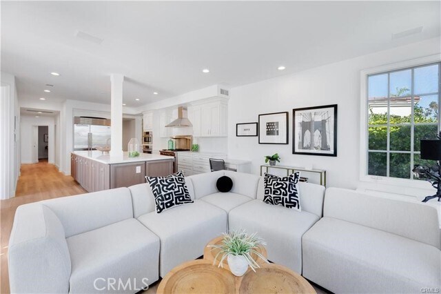 Building Photo - 8 Sunpeak