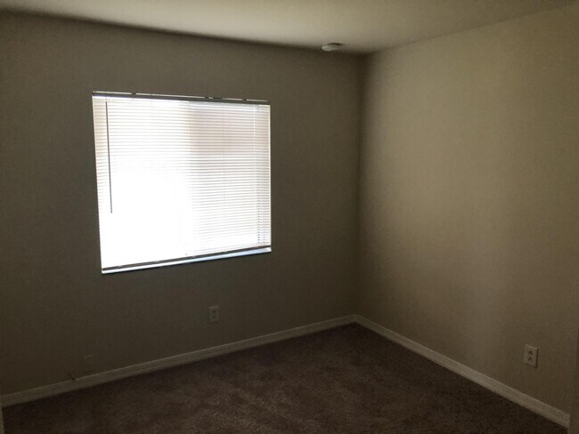 Building Photo - 2103-2105 Andalusia Blvd