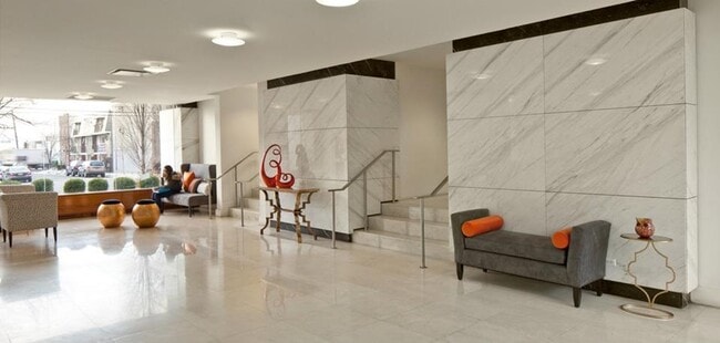 Building Photo - 500 Central Ave