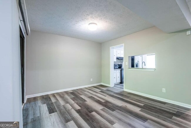 Building Photo - 1010 Mariners Ct