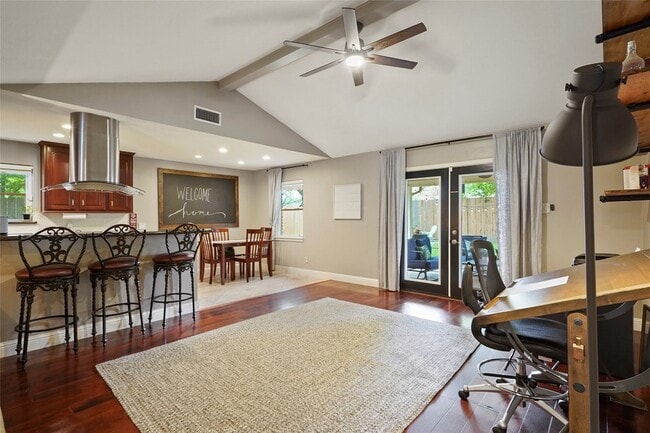 Building Photo - 10710 Overbrook Ln