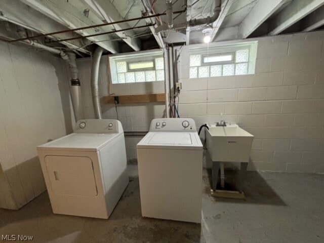 Building Photo - 847 Lloyd Rd