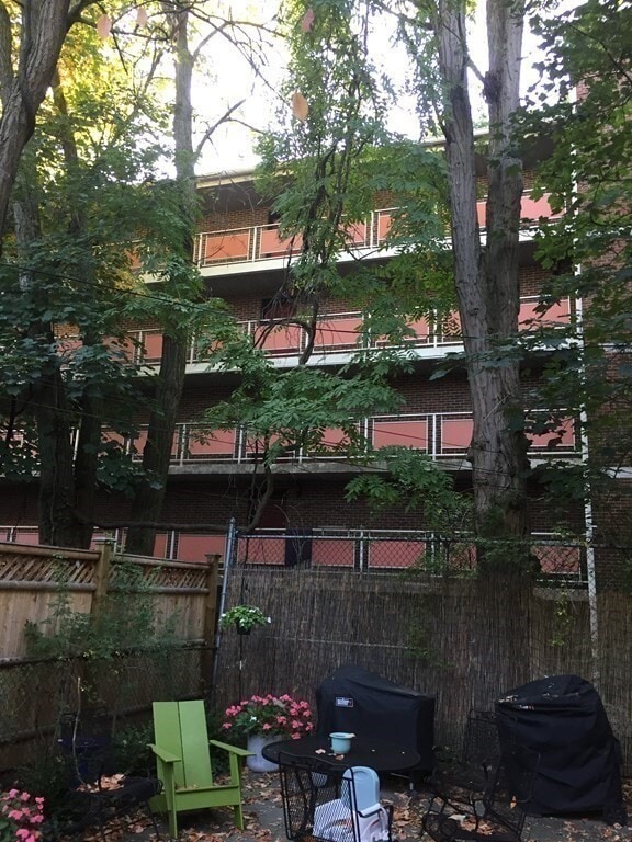 Building Photo - 1691 Cambridge St