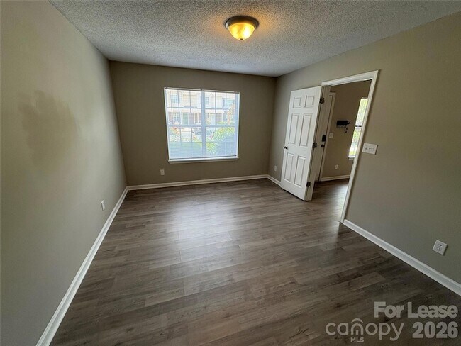 Building Photo - 12637 Tucker Crossing Ln