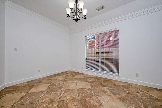 Building Photo - 25510 Autumnwind Ct