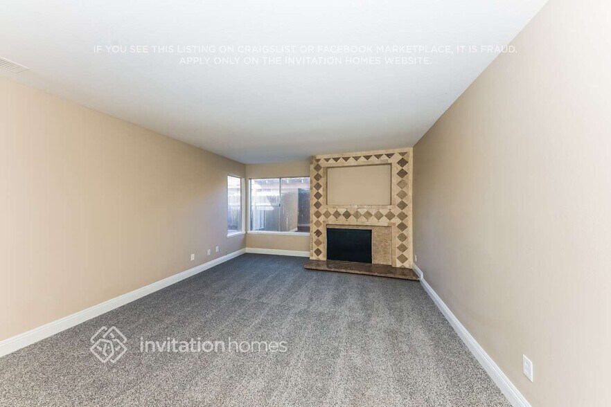 Building Photo - 12303 Arenisca Verde Dr