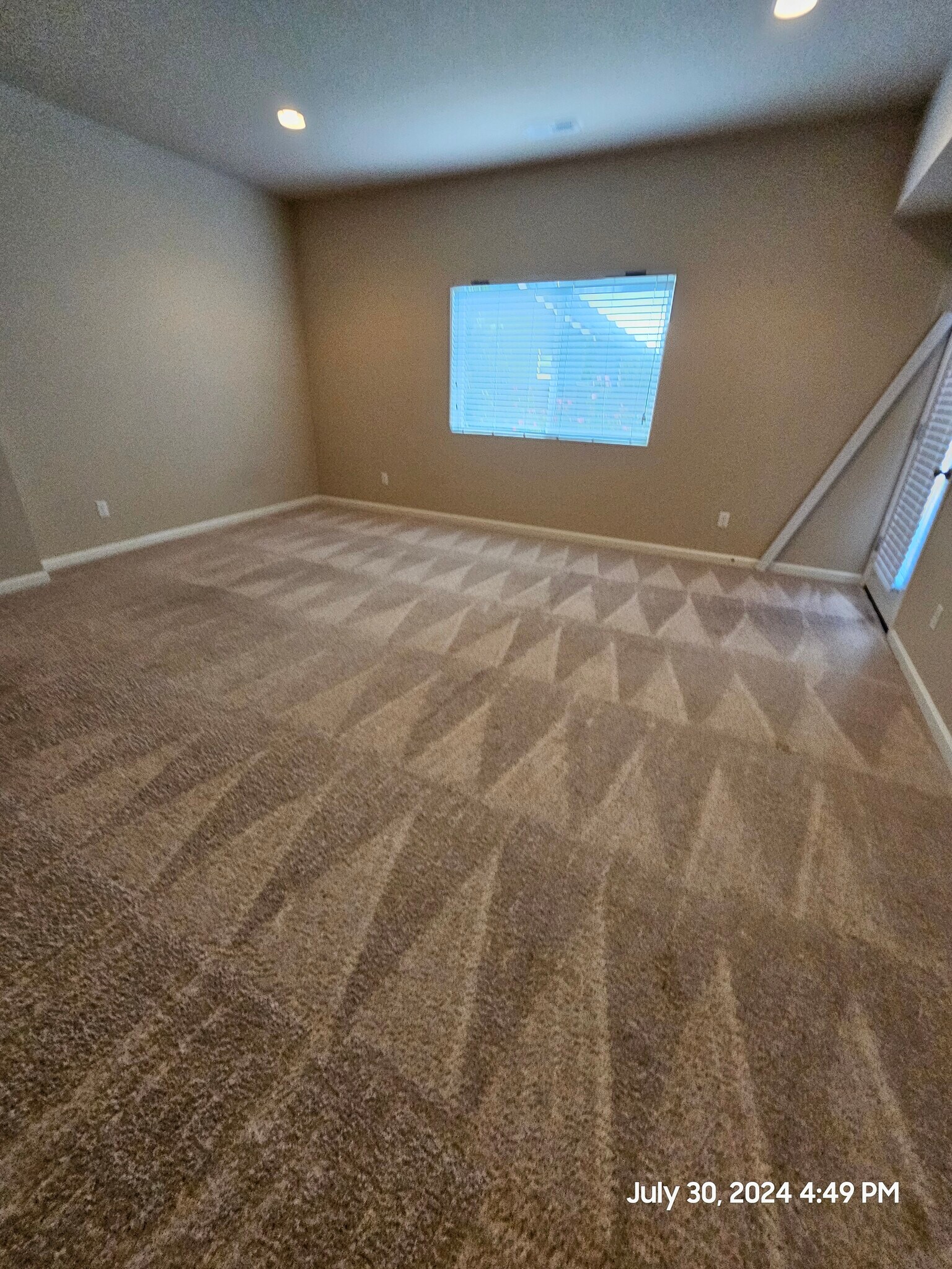 Daylight finished Basement Large Family room exit to backyard - 17017 NW Antonio St