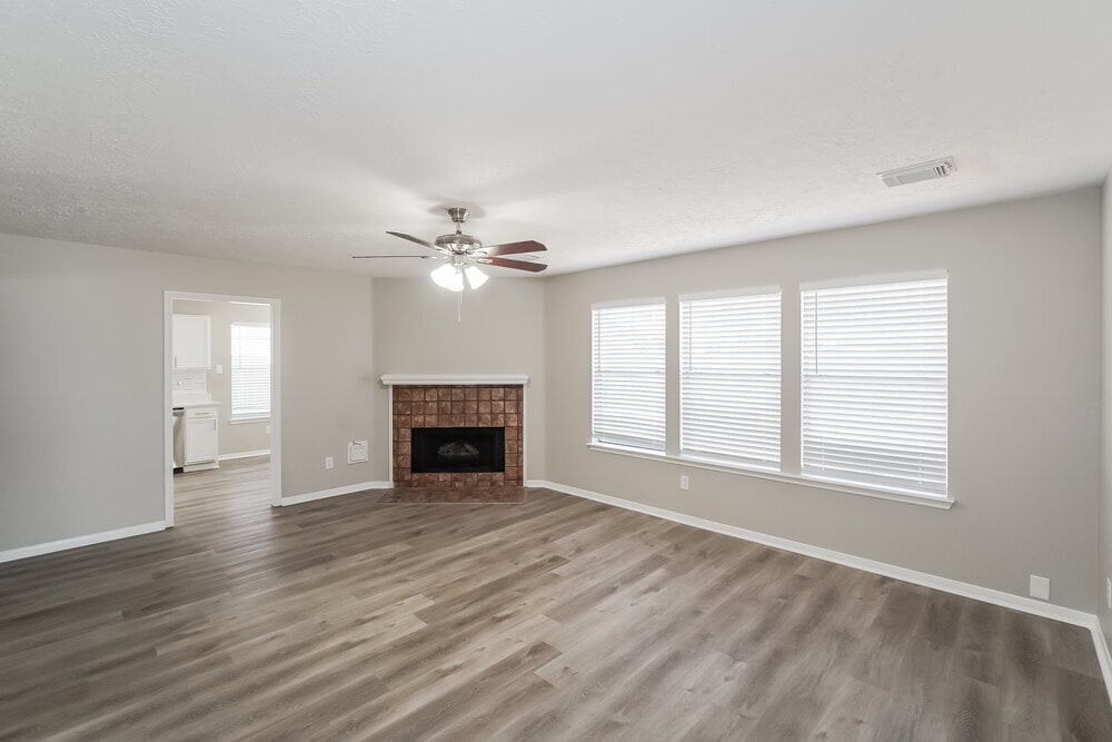 Building Photo - 20618 Oak Limb Ln