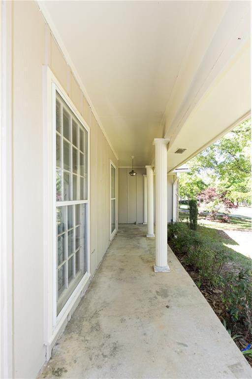 Building Photo - 3720 Sunny Hill Dr