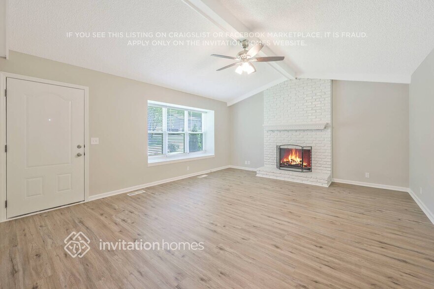 Building Photo - 5121 Lana Renee Ct