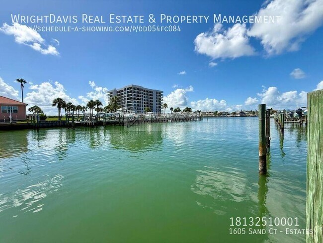 Building Photo - 1605 Sands Ter E