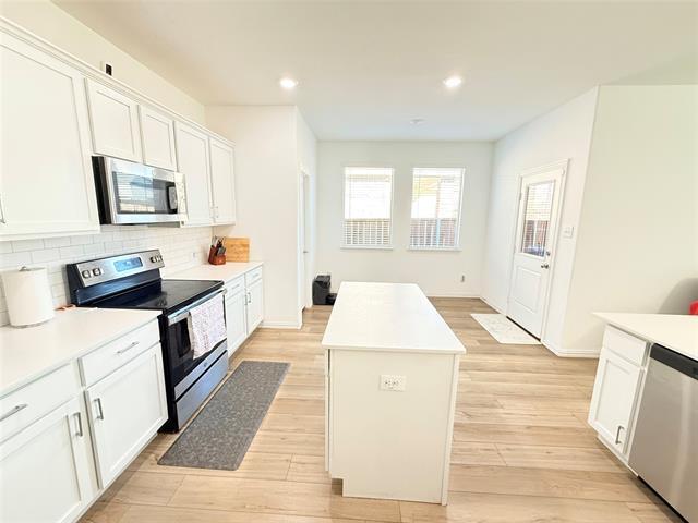 Building Photo - 11412 Woody Crk Trl