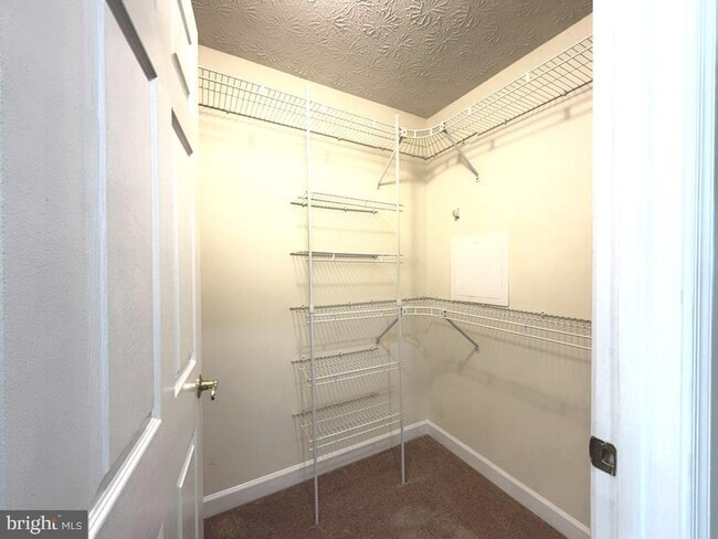 Building Photo - 6344 Springwater Terrace