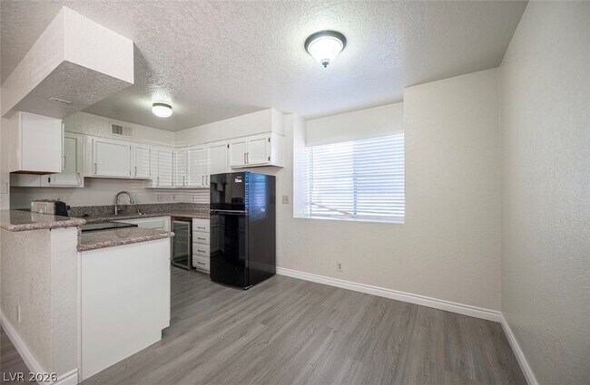 Building Photo - 5336 Mancos Ct