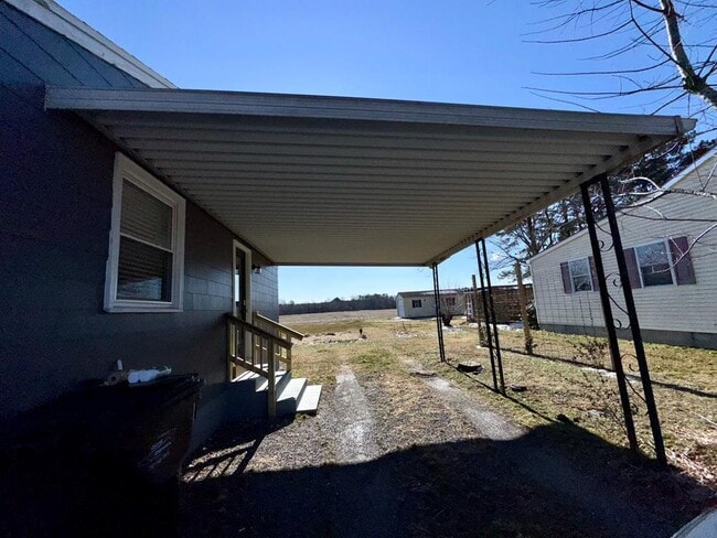 Building Photo - 25529 Pennsylvania Ave