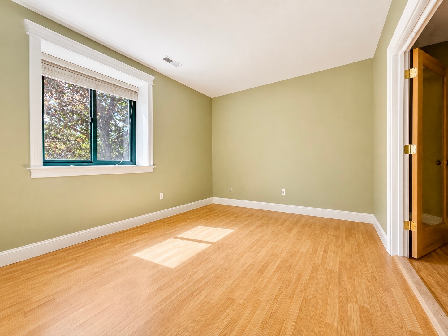 Building Photo - 150 Rumford Ave
