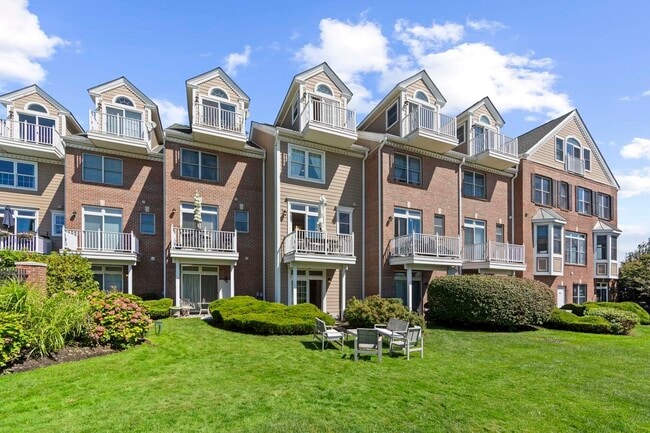 Building Photo - 408 Newburgh Ct