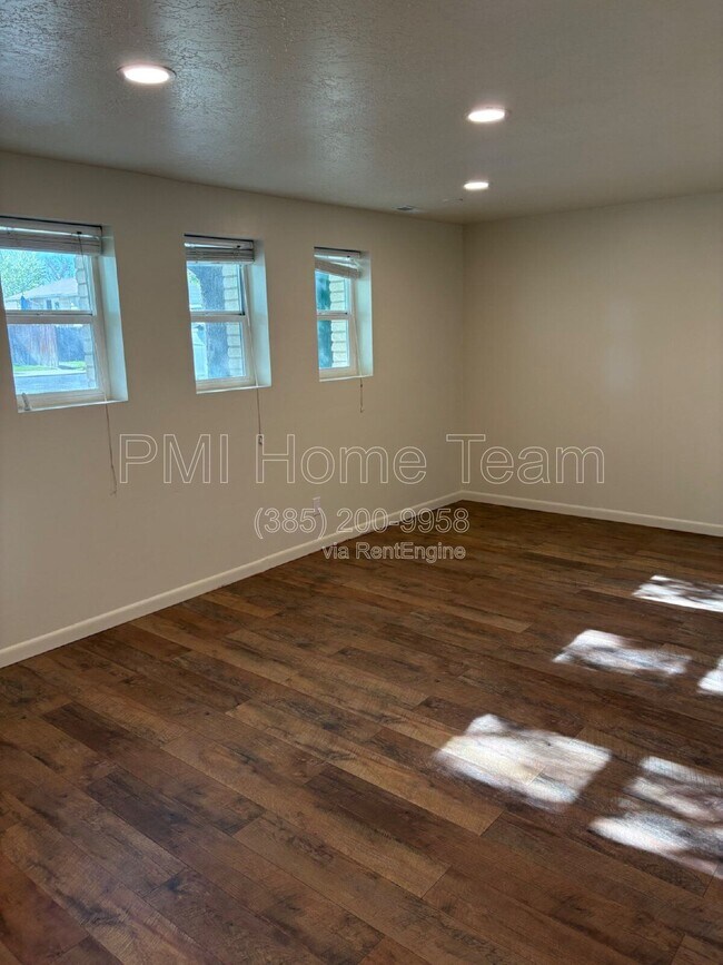 Building Photo - 6068 2850 W St
