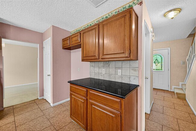 Building Photo - 4514 Treasure Trail