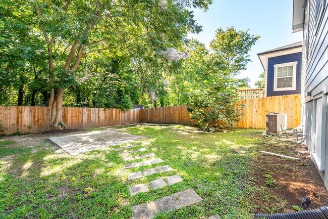 Building Photo - 303B Truce Street, Durham NC  27703