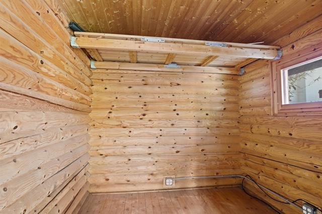 Building Photo - 1531 Glenwood Dr