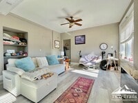 Building Photo - BEAUTIFUL DOWNTOWN CONDO WITH MOUNTAIN VIEWS