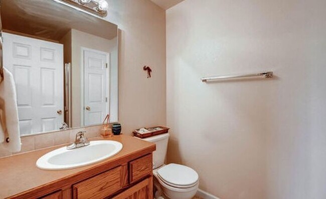 Building Photo - 1288 Lake Circle - 12E