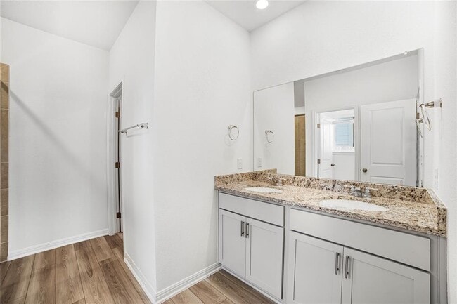 Building Photo - 412 Breccia Trl