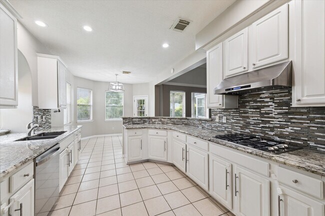 Building Photo - 9215 Colonyway Ct