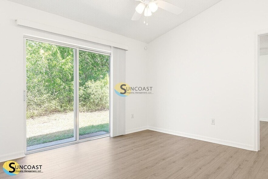 Building Photo - 61 Raleigh Dr