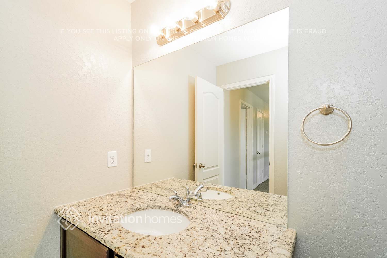 Building Photo - 1099 Pelican Pl