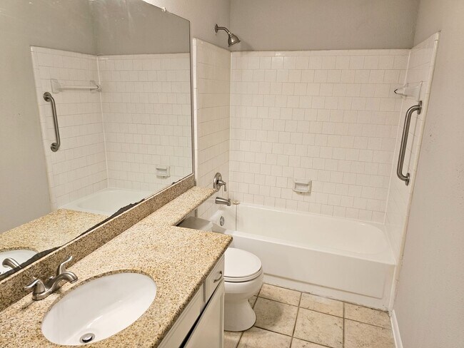 Building Photo - 6103 Wolfboro Dr