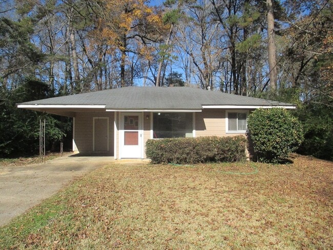 Primary Photo - 701 Marie Ave