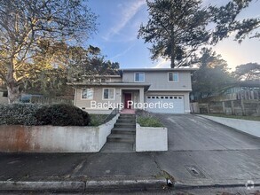 Building Photo - Wonderful Three Bedroom in Pacific Grove o...