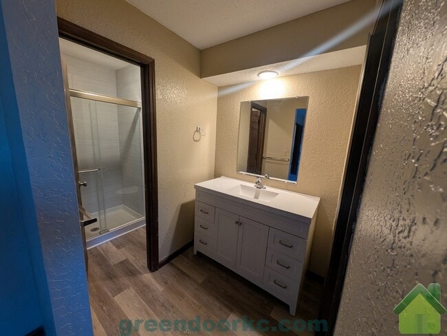 Building Photo - 16600 W 141st St