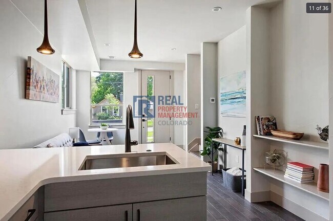 Building Photo - 405 Harrison St