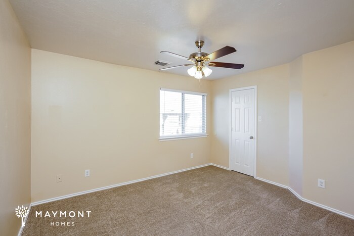 Building Photo - 9215 Kransbury Ln