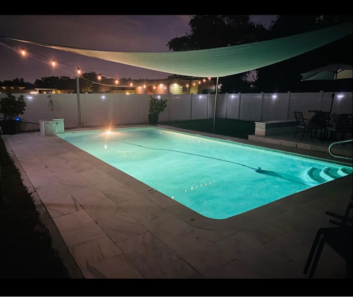 Building Photo - 304 Granada Dr