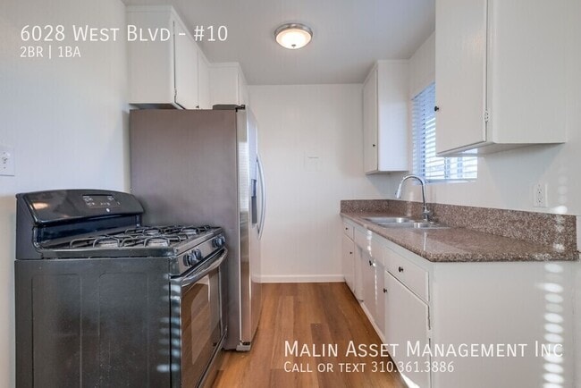 Kitchen - 6028 West Blvd