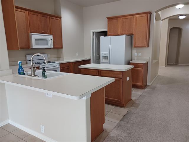 Building Photo - 664 Vickie St