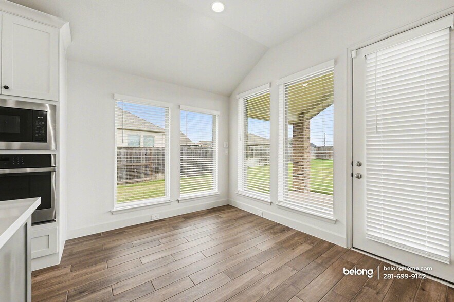 Building Photo - 9827 Starry Night Ln